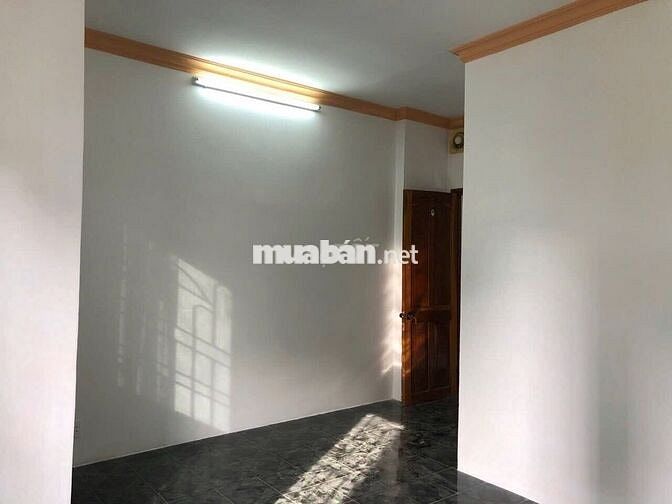 Nhà mặt tiền đường Tân cảng, 225m2, 4pn tại quận Bình Thạnh