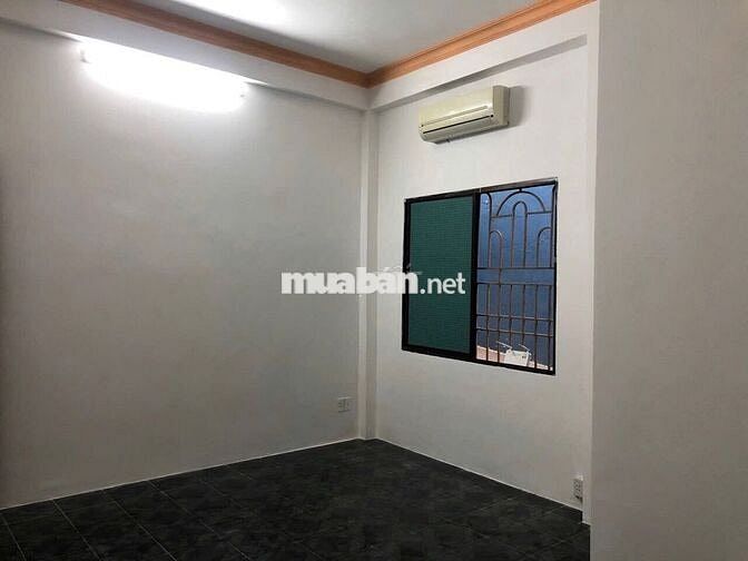 Nhà mặt tiền đường Tân cảng, 225m2, 4pn tại quận Bình Thạnh