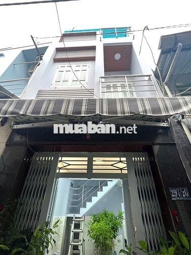 Nhà Bán Lạc Long Quân Quận 11 1 trệt 2 lầu sân thượng 40m2 hẻm rộng