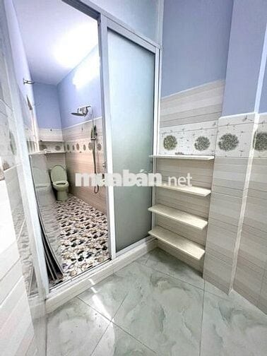 Nhà Bán Lạc Long Quân Quận 11 1 trệt 2 lầu sân thượng 40m2 hẻm rộng