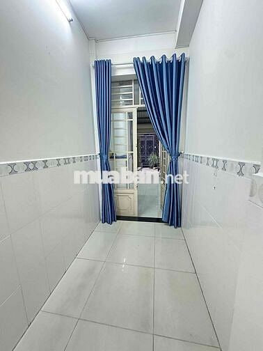 NHÀ CHO THUÊ 8 tr 3 pn VỊ TRÍ SÁT SIÊU THỊ AEON MAI