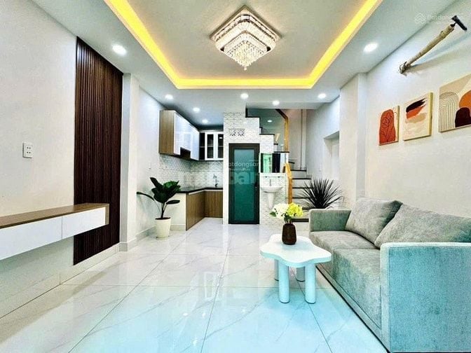 Bán nhà HXH, 32m2, Giá 3.69 TỶ, Nguyễn Gia Trí, Phường 25, Bình Thạnh