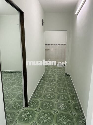 Cho thuê nhà Lê Đình Cẩn 1trệt 1 lửng, mới sơn sửa giá 8tr