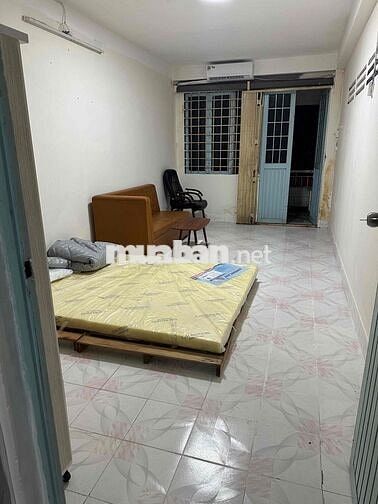 Cho thuê nguyên tầng lầu, NTCB, gần Chợ Thị Nghè