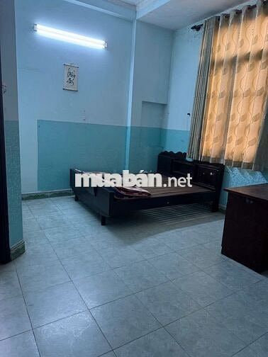 Cho thuê phòng trọ giá rẻ ngay Hàng Xanh