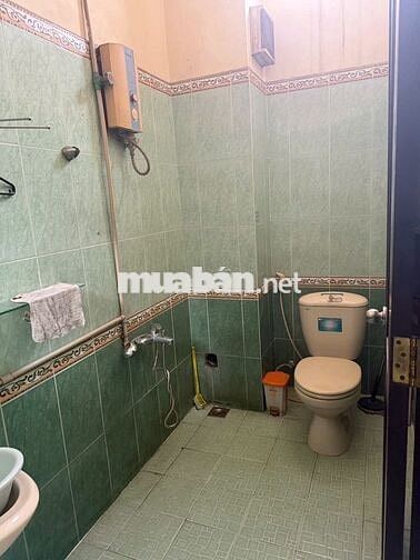 Cho thuê phòng trọ giá rẻ ngay Hàng Xanh