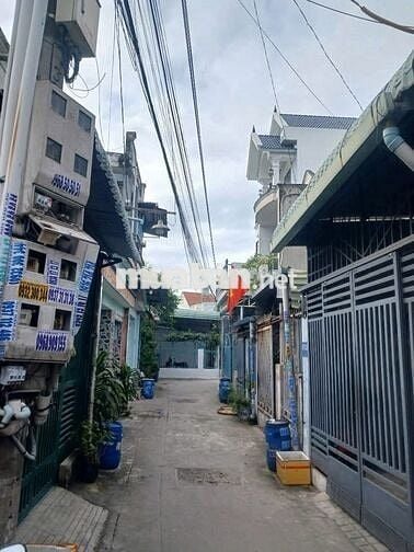 BÁN GẤP LÔ ĐẤT SỔ RIÊNG NGAY CHỢ DĨ AN VỊ TRÍ TRUNG TÂM