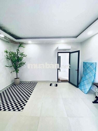 BÁN NHÀ 3 LẦU KHU HIẾM TÂN THỚI NHẤT NGANG GẦN 5m NHỈNH 6 TỶ HXH