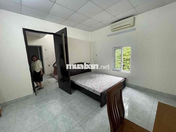 Hiếm có ! Hơn 3 tỷ có nhà dân xây Phan Đình Giót-30m ra phố-52m*3T;4N