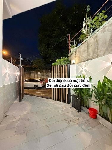 Mặt tiền oto 6m Phạm Văn Đồng giáp Bình Thạnh 5 tầng chỉ hơn 9 tỷ