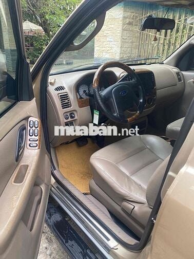 Ford Escape 2003 3.0 V6 - 123456 km