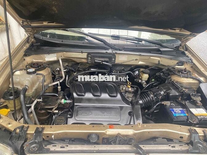 Ford Escape 2003 3.0 V6 - 123456 km