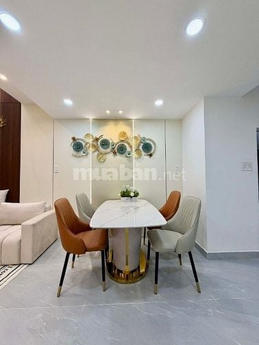 Mặt tiền oto 6m Phạm Văn Đồng giáp Bình Thạnh 5 tầng chỉ hơn 9 tỷ