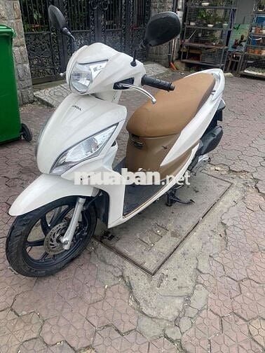 Honda Vision màu Trắng