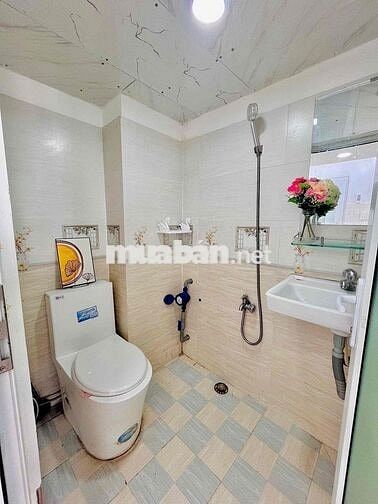 CHUNG CƯ MINI CÓ GÁC CỬA SỔ THOÁNG SÁT CẦU CHỮ Y QUẬN 5