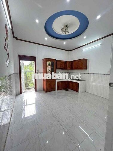 Nhà lầu 2 phòng 2 máy lạnh KdC Cửu Long