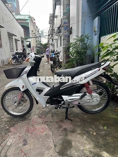 Wave 50cc  màu trắng bánh căm thắng đĩa
