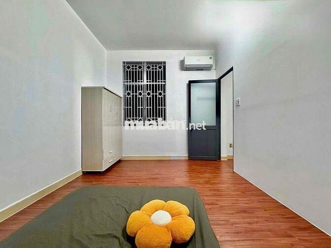 CHDV 2 Phòng Ngủ Full Nội Thất Mới Tinh- DTSD 77M2- Ngay Nguyễn Sơn, T