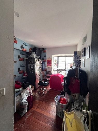 Bán Căn hộ CC Chelsea Park 3 ngủ 2WC Hướng đẹp