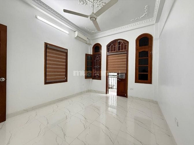 GẤP - NHÀ NGÕ 23 XUÂN LA - TÂY HỒ - 50M - 4 TẦNG - Ô TÔ GẦN 