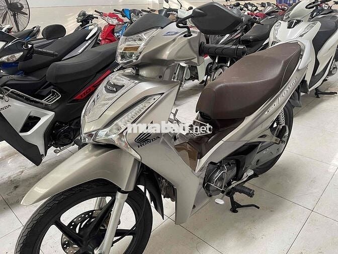 Honda Future 2020 màu Bạc