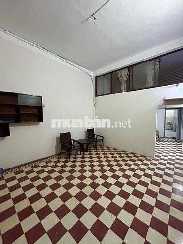 Căn hộ 65m2- 1 phòng ngủ và 1 gác lửng- trung tâm q5.