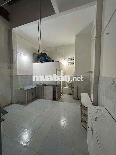 Căn hộ 65m2- 1 phòng ngủ và 1 gác lửng- trung tâm q5.