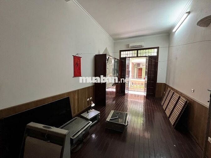 *Tt Hồ Gươm, dân trí cao, q HBT, lò đúc nguyên căn 25tr/th 80m2/4 tang