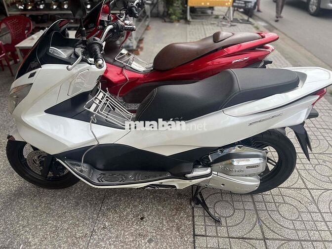 em cần bán gấp 2 xe pcx