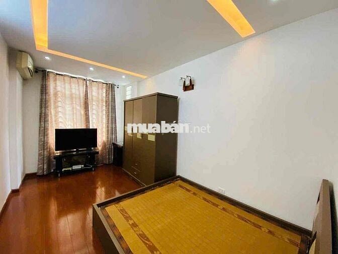 Nhà nguyên căn 4 tầng 5 phòng ngủ, nội thất đầy