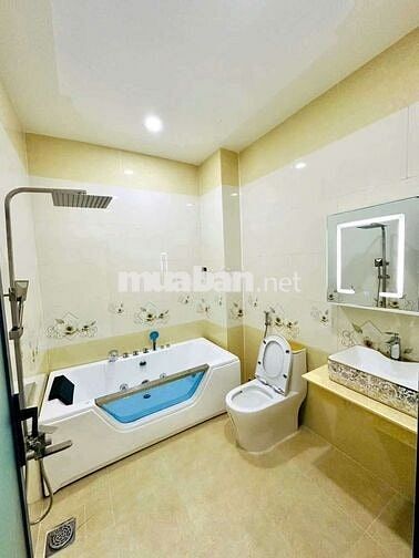 Nhà mới đẹp hoàn công gần BigC Go p. Đông Hòa Dĩ An