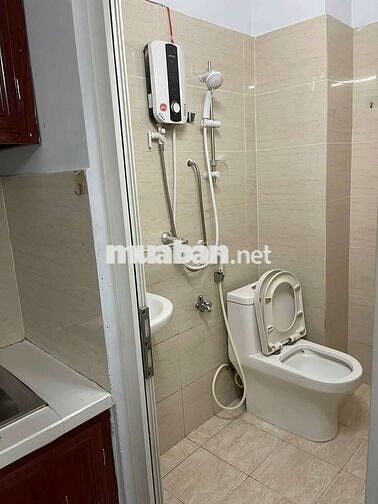 PHÒNG TRỌ STUDIO CỬA SỔ LỚN THOÁNG CÓ THANG MÁY