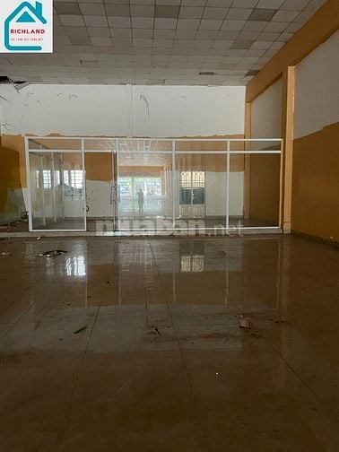 Cho thuê nhà mặt tiền Nguyễn Văn Quá Quận 12-TP.HCM_DT: 15m x70m