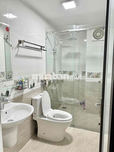 🏡 KHU NHÀ GIÀU- NHÀ ĐẸP VỀ Ở LUÔN – TẶNG TOÀN BỘ NỘI THẤT – Ô TÔ VÀO N