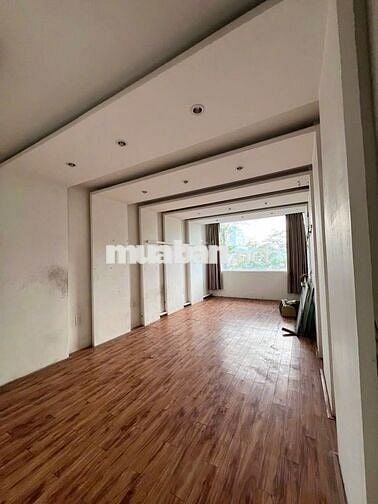 Cho Thuê Nhà Đường Lê Hồng Phong, Quận 10 ( Nhà Rộng - KD Thoải Mái )