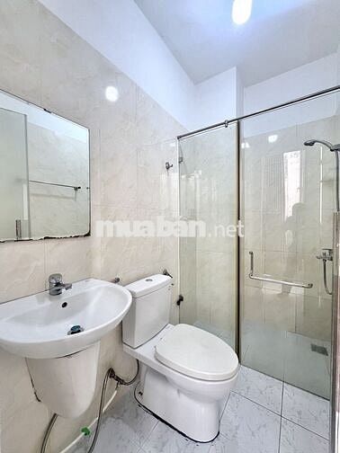 PHÒNG MỚI XÂY FULL NỘI THẤT GẦN CẦU VƯỢT 3/2