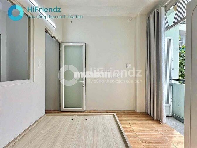 BAN CÔNG TÁCH BẾP FULL NỘI THẤT XỊN XÒ THUẬN TIỆN DI CHUYỂN TRUNG TÂM