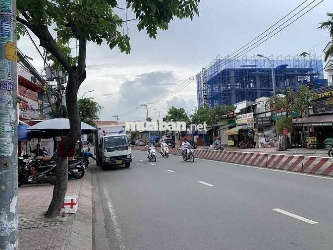 Hẻm xe hơi thông - nhà 2 tầng BTCT cho thuê 10tr/th - 8,8 tỷ