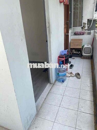 🔥PHÒNG GÁC BAN CÔNG GIÁ RẺ_CÓ MÁY LẠNH_GẦN NGÃ TƯ PHÚ NHUẬN