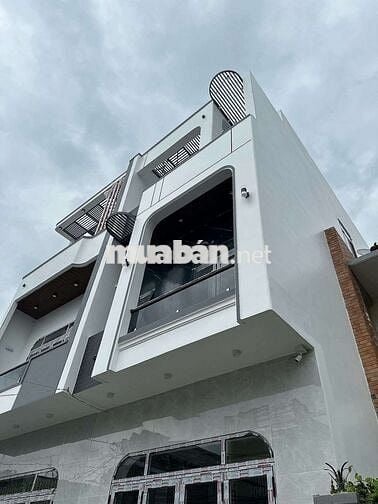 NHÀ 2 LẦU XÂY MỚI - HẺM 7M, ĐƯỜNG NGUYỄN THÔNG