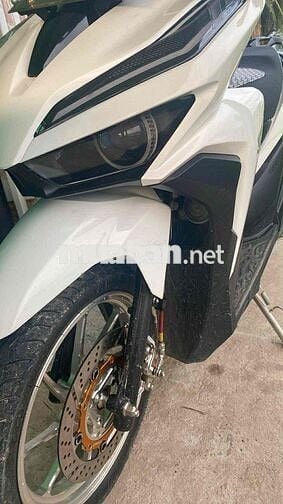 Honda Vario 125 màu Trắng Đen