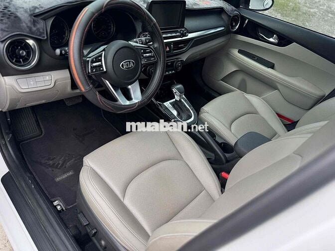 Kia Cerato 2020 1.6 AT Luxury 4XX