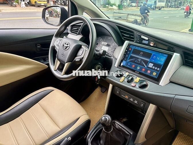 Toyota Innova 2019 2.0E - 109000 km