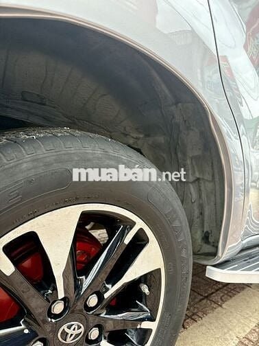 Toyota Innova 2019 2.0E - 109000 km