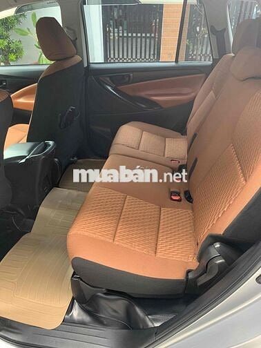 Toyota Innova 2019 2.0E Bạc