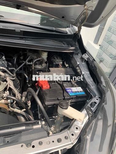 Toyota Innova 2019 2.0E Bạc