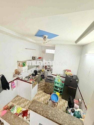 NHÀ BÁN SHC tret 1 lau 2pn 2wc