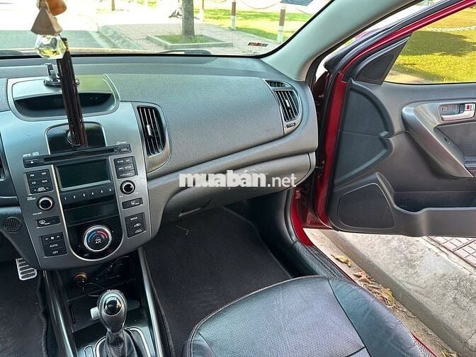 Kia Cerato 1.6AT cuối 2011 bản 10 bóng khí. Chất