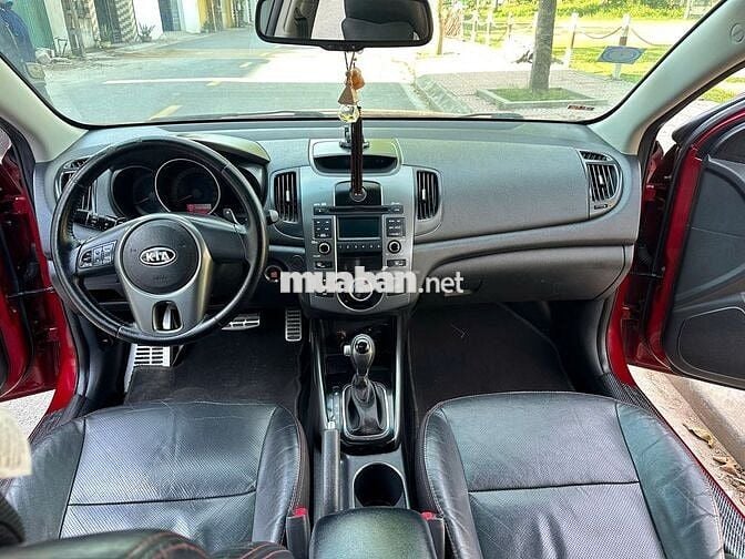 Kia Cerato 1.6AT cuối 2011 bản 10 bóng khí. Chất