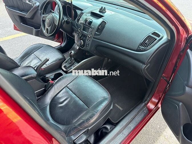 Kia Cerato 1.6AT cuối 2011 bản 10 bóng khí. Chất